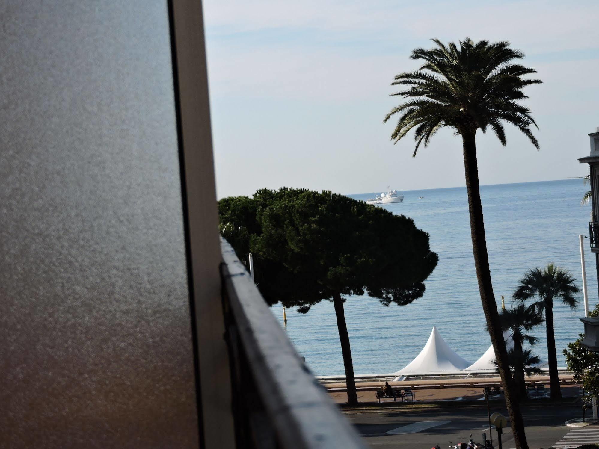 Regina Hotel Cannes Exterior foto