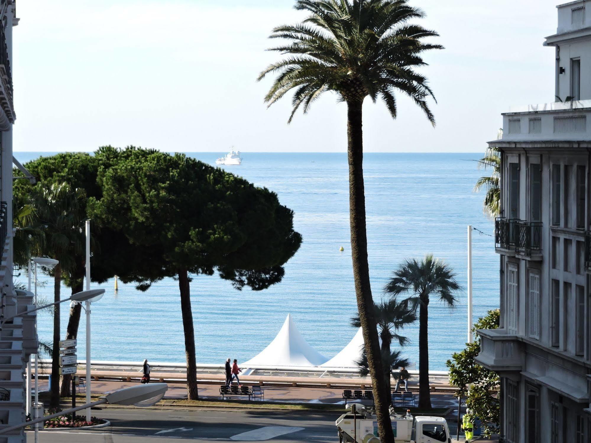 Regina Hotel Cannes Exterior foto