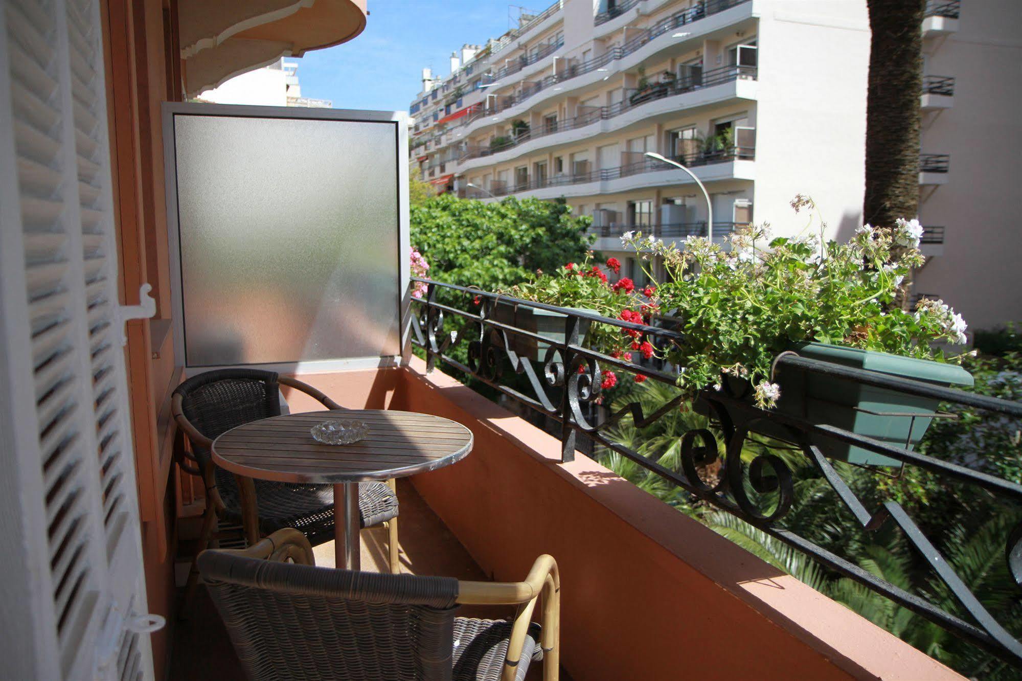 Regina Hotel Cannes Exterior foto